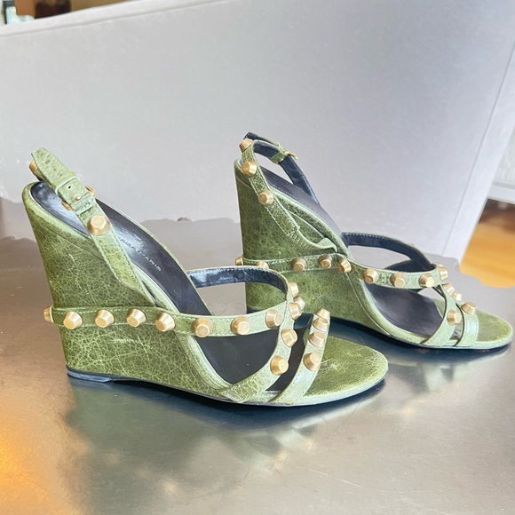 BALENCIAGA green leather wedges with studs size 39 - Picture 4 of 8